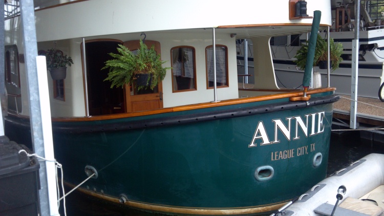 ning-20120830-154737-804-24054-72.jpg?wi