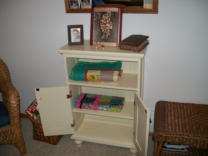 ning-bedroomcabinet041-40537-41.jpg?widt