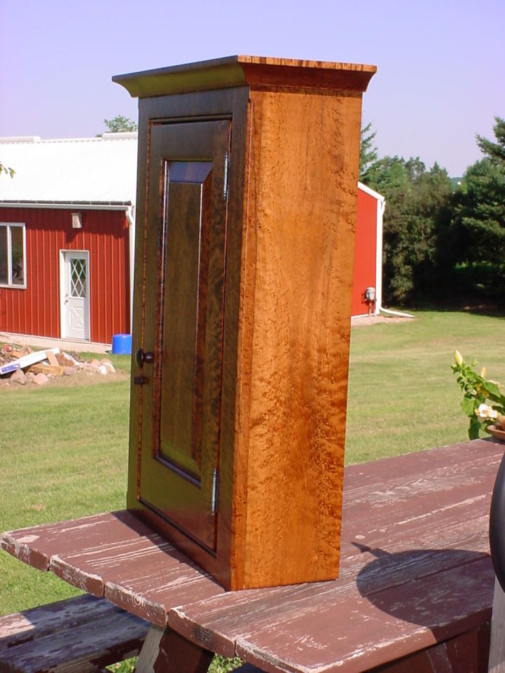 ning-birdseyehangingcupboard1-42180-97.j