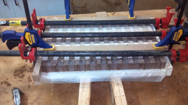 ning-clamped-20836-44.jpg?width=750