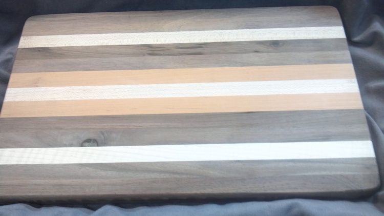 ning-edgegraincuttingboard4-31344-62.jpg
