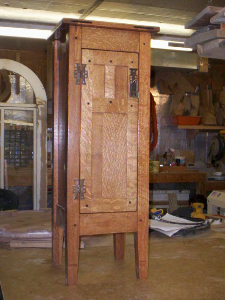 ning-finishedcaliforniacabinets003-50238