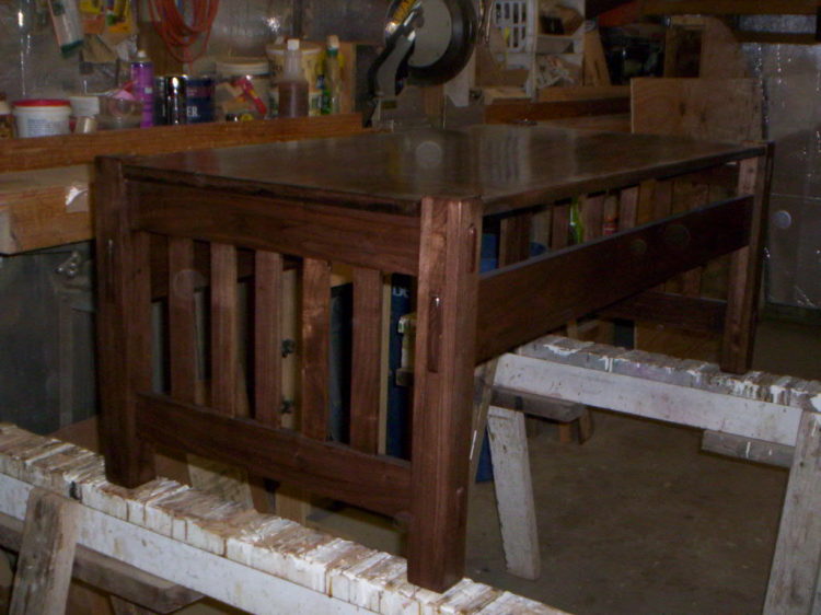 ning-finishedwalnutmissionstylecoffeetab