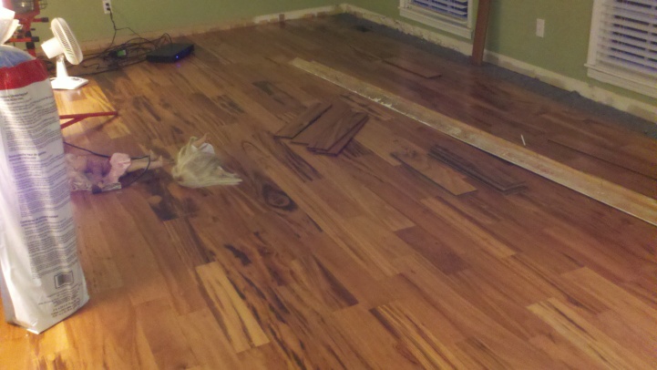 ning-floor-40190-98.jpg?width=721