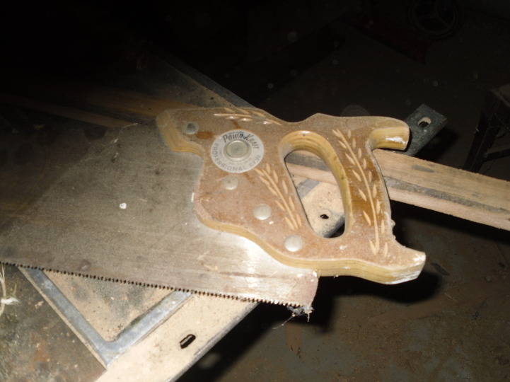 ning-handsaw005-34548-22.jpg?width=721