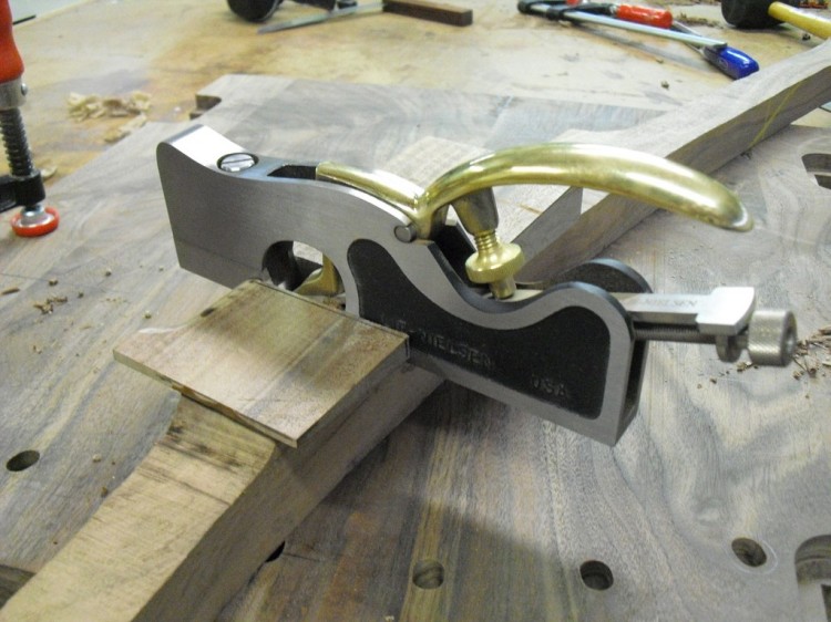 ning-lienielsenshoulderplane2-48015-32.j