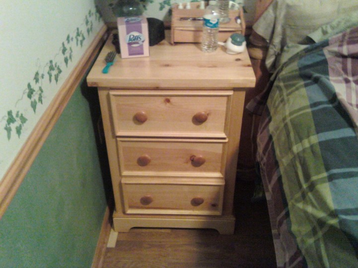 ning-nightstand2-46428-8.jpg?width=721