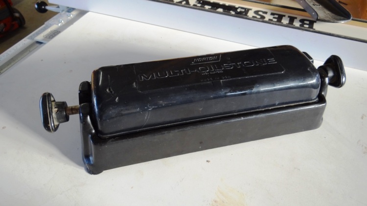ning-nortonoilstone1-24873-13.jpg?width=