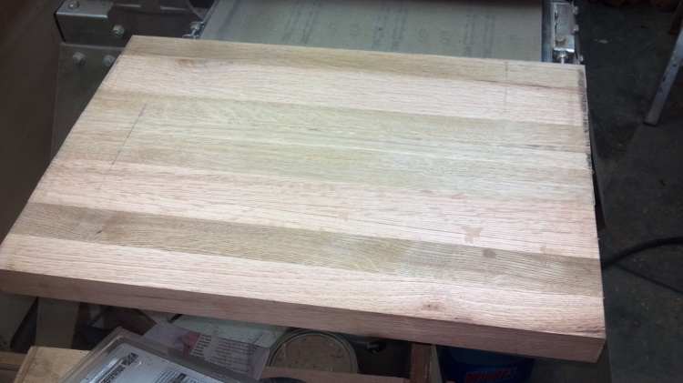 ning-oakcuttingboard-20836-19.jpg?width=