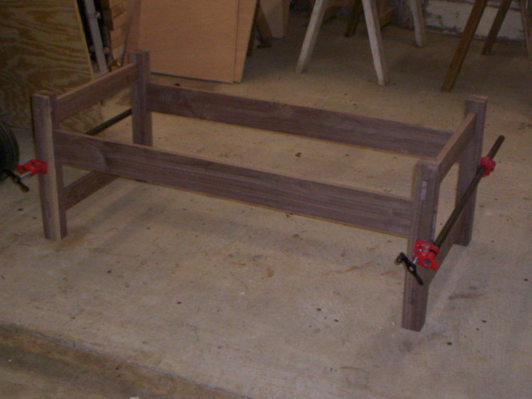 ning-pipwalnutcoffeetable001-47278-32.jp