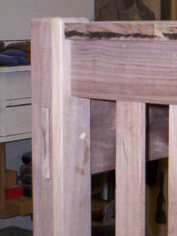ning-pipwalnutcoffeetable005-47263-83.jp