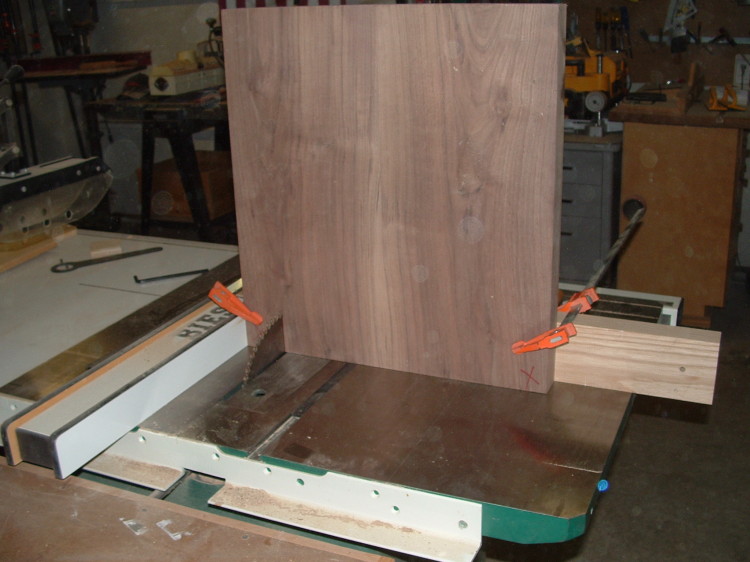 ning-rearlegnotch-50609-41.jpg?width=750