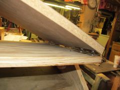 Y axis hinge