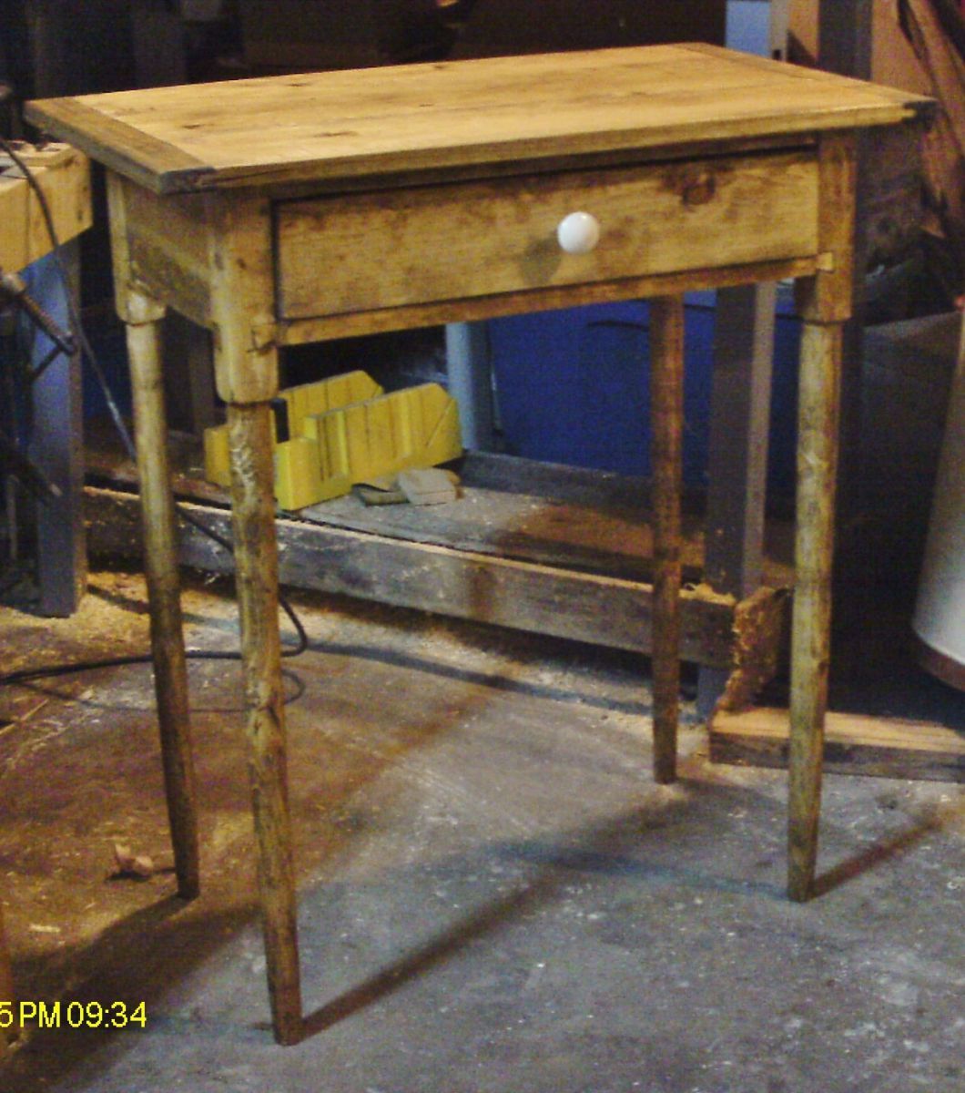 Shaker End Table