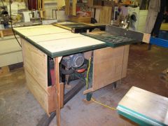 Table saw side