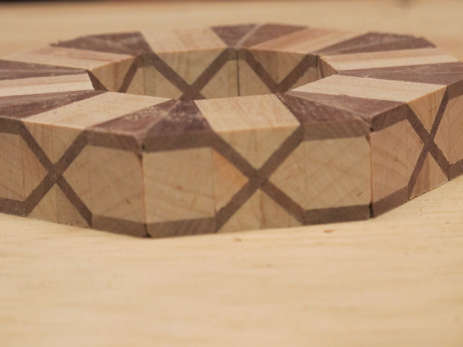 Segmented Mortar and Pestle