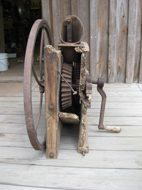 HockingValleycornsheller003.jpg