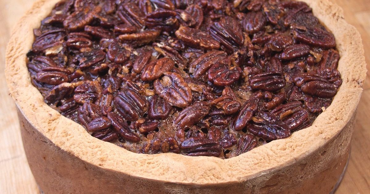 deep-dish-fudge-pecan-pie.ab5b834eac449f