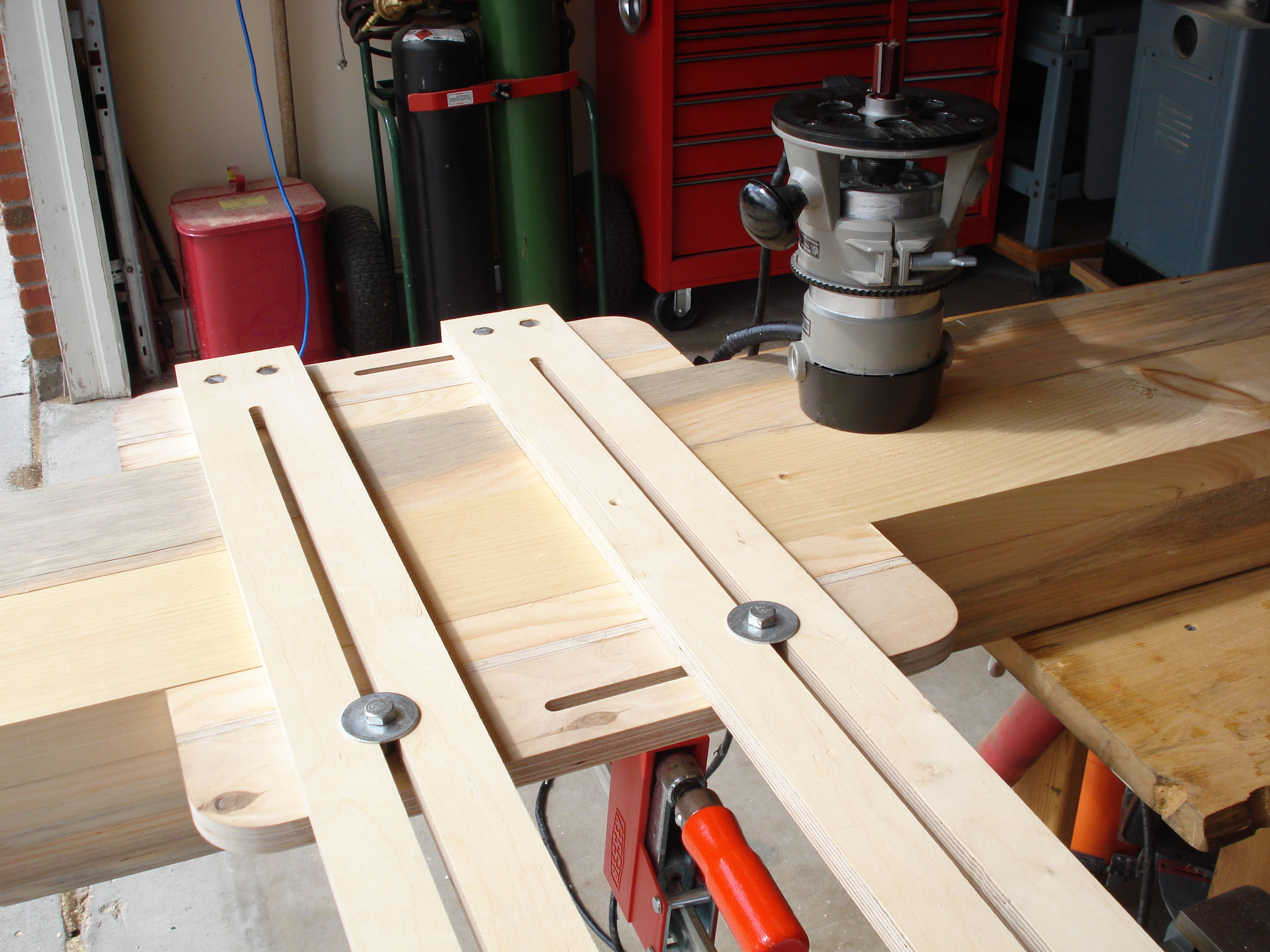 router_jig_01.jpg