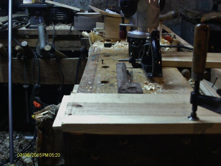 Shaker Table, legs meet the aprons