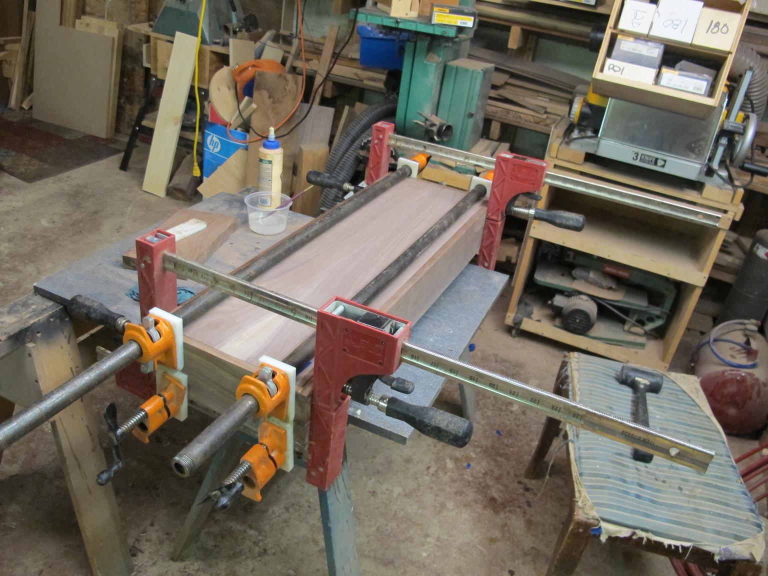 glue_up.thumb.JPG.a2273b73a83ccdabe8c013
