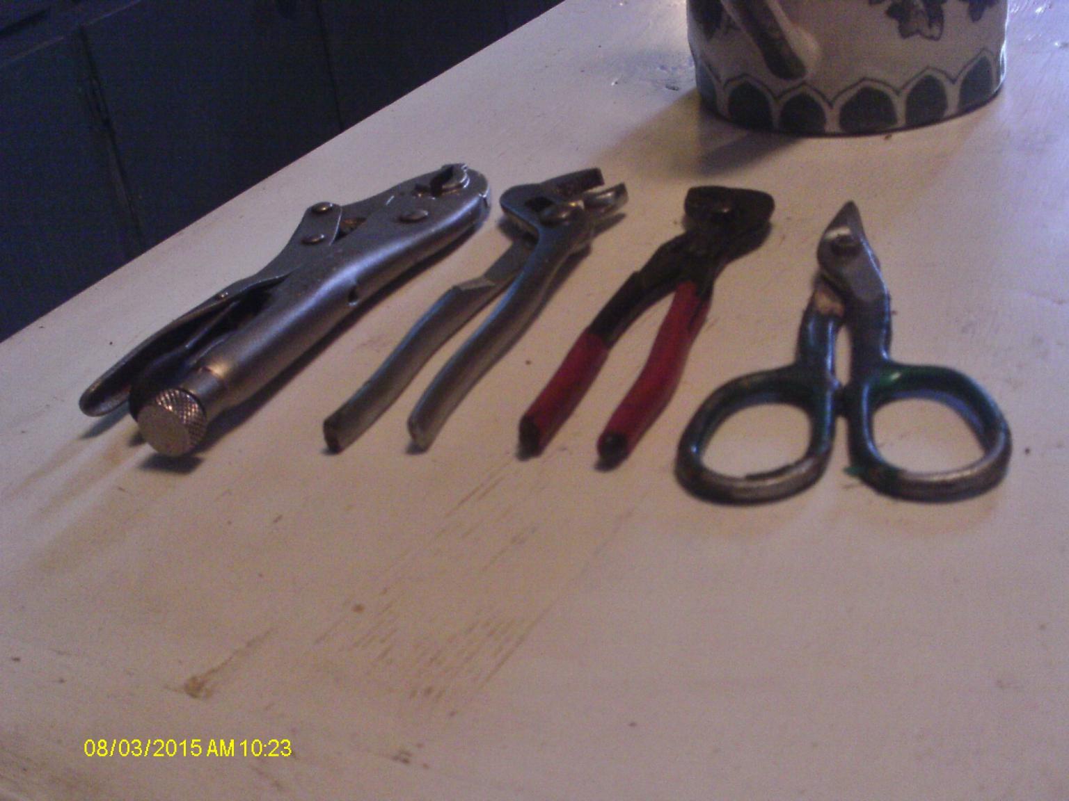 pliers.thumb.JPG.497099b209612dd161f8405
