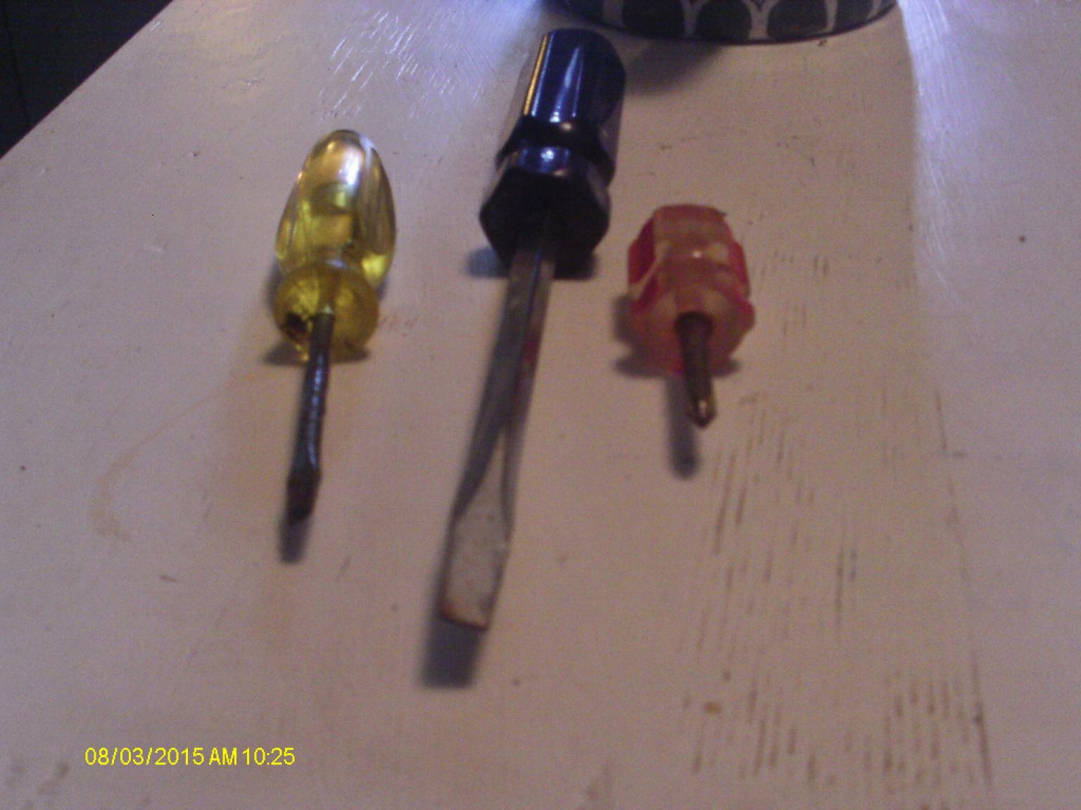 screwdrivers.thumb.JPG.67e03590b01d5b03a