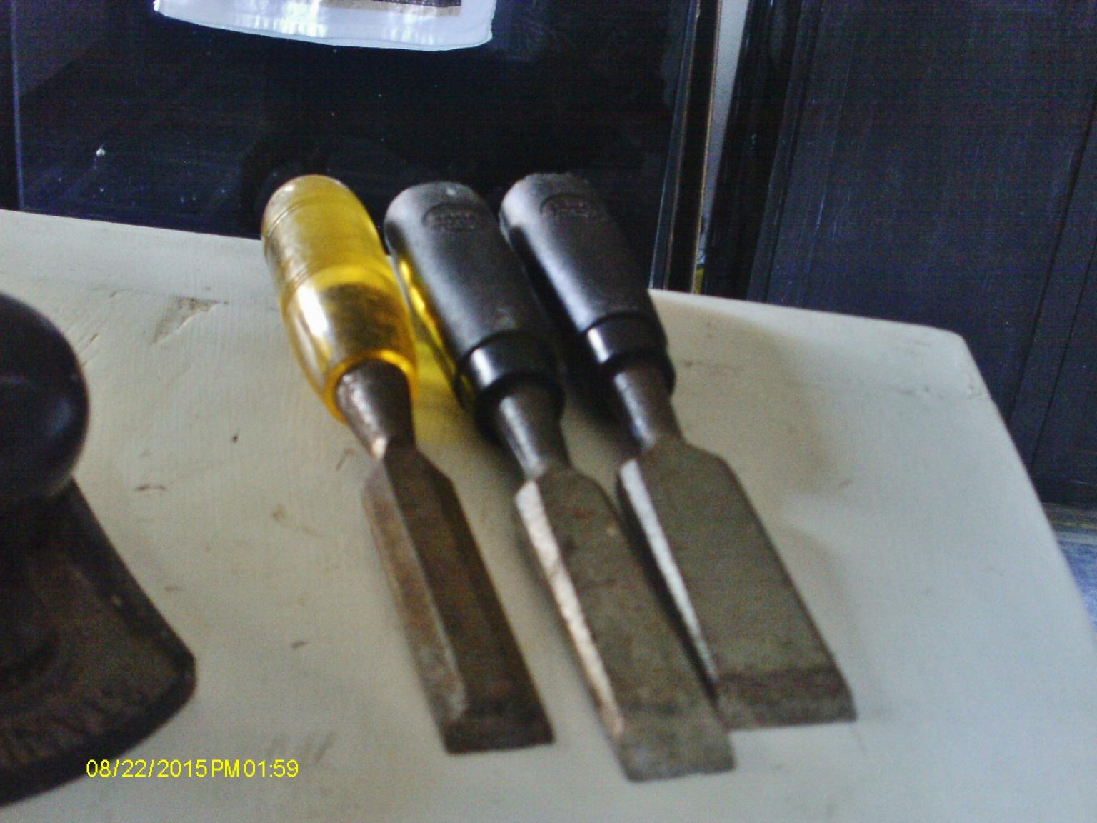 stanley_chisels.thumb.JPG.eac6a175acfcfc