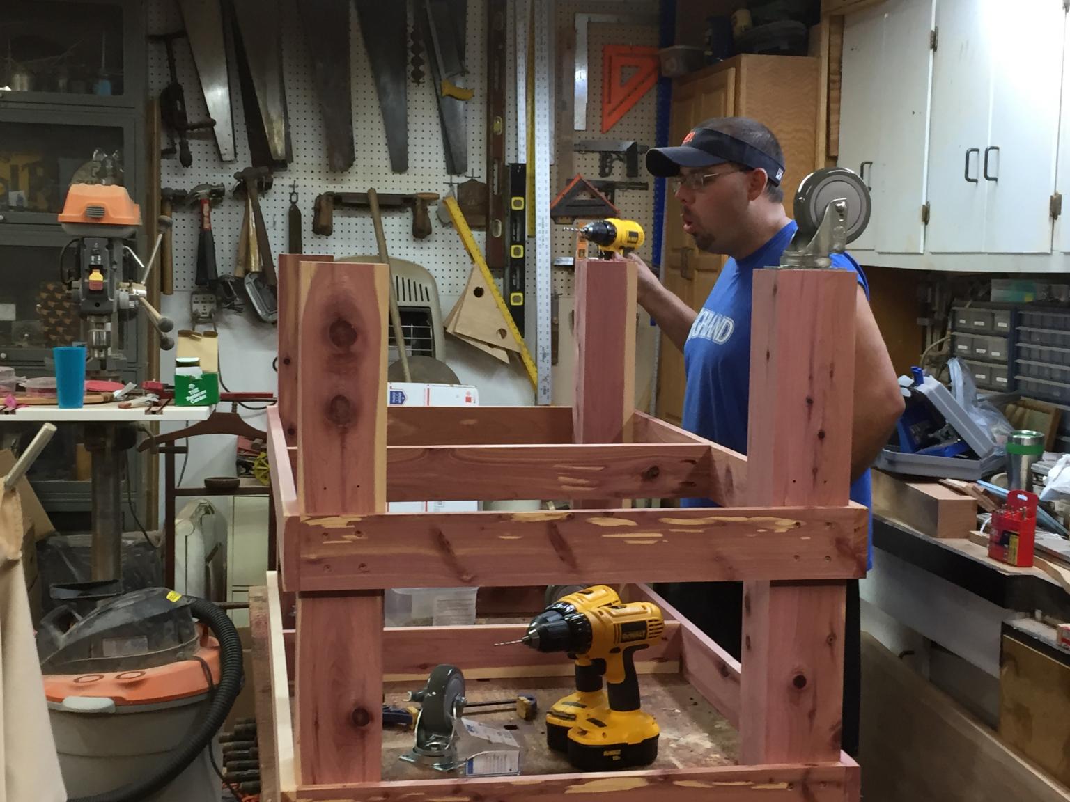 Assembling_Green_Egg_Tables.thumb.jpg.79