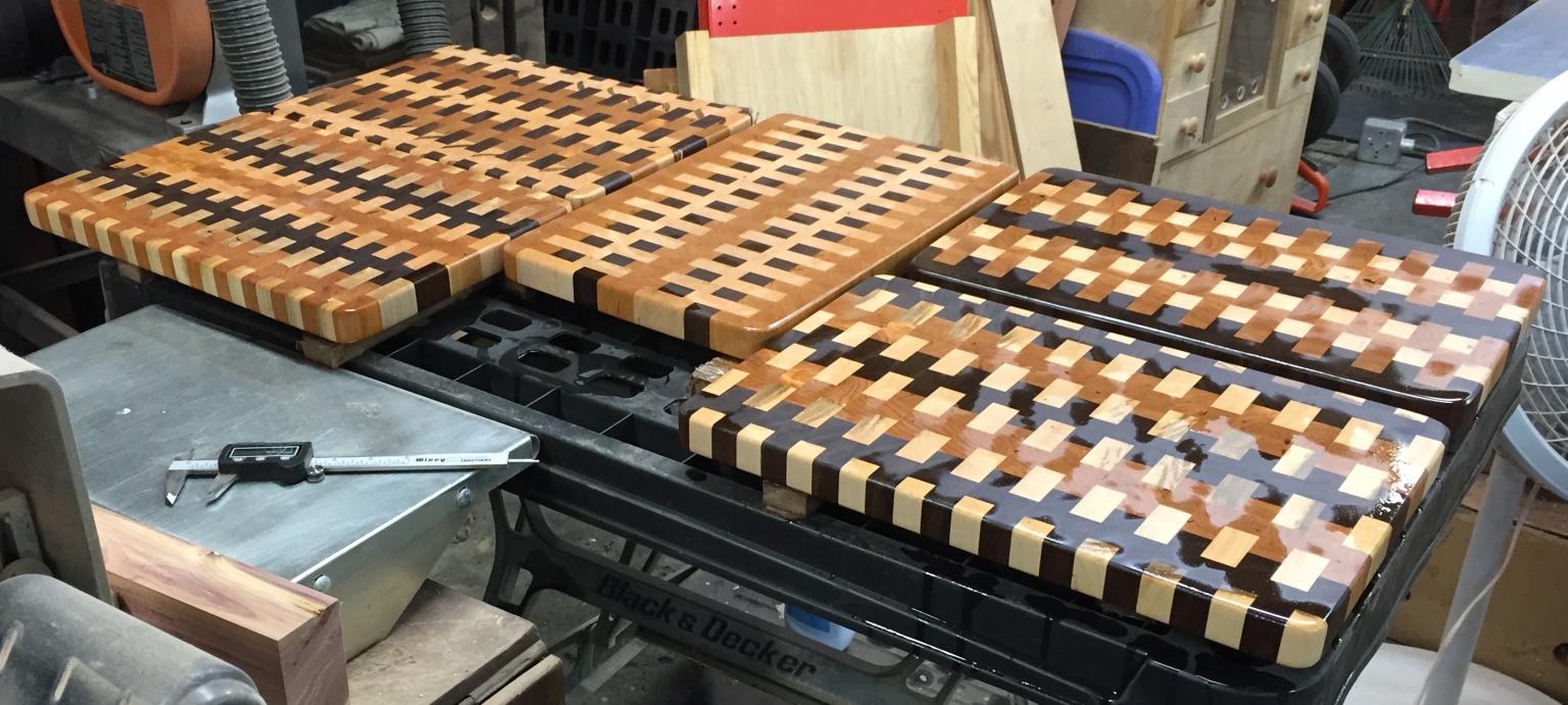 Cutting_Boards_for_First_Friday.thumb.jp