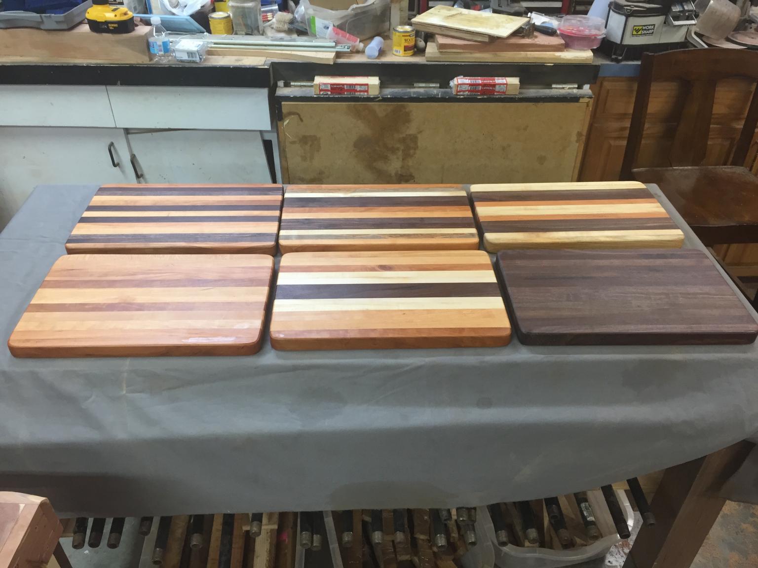 Edge_Grain_Cutting_Boards_4.thumb.jpg.fa