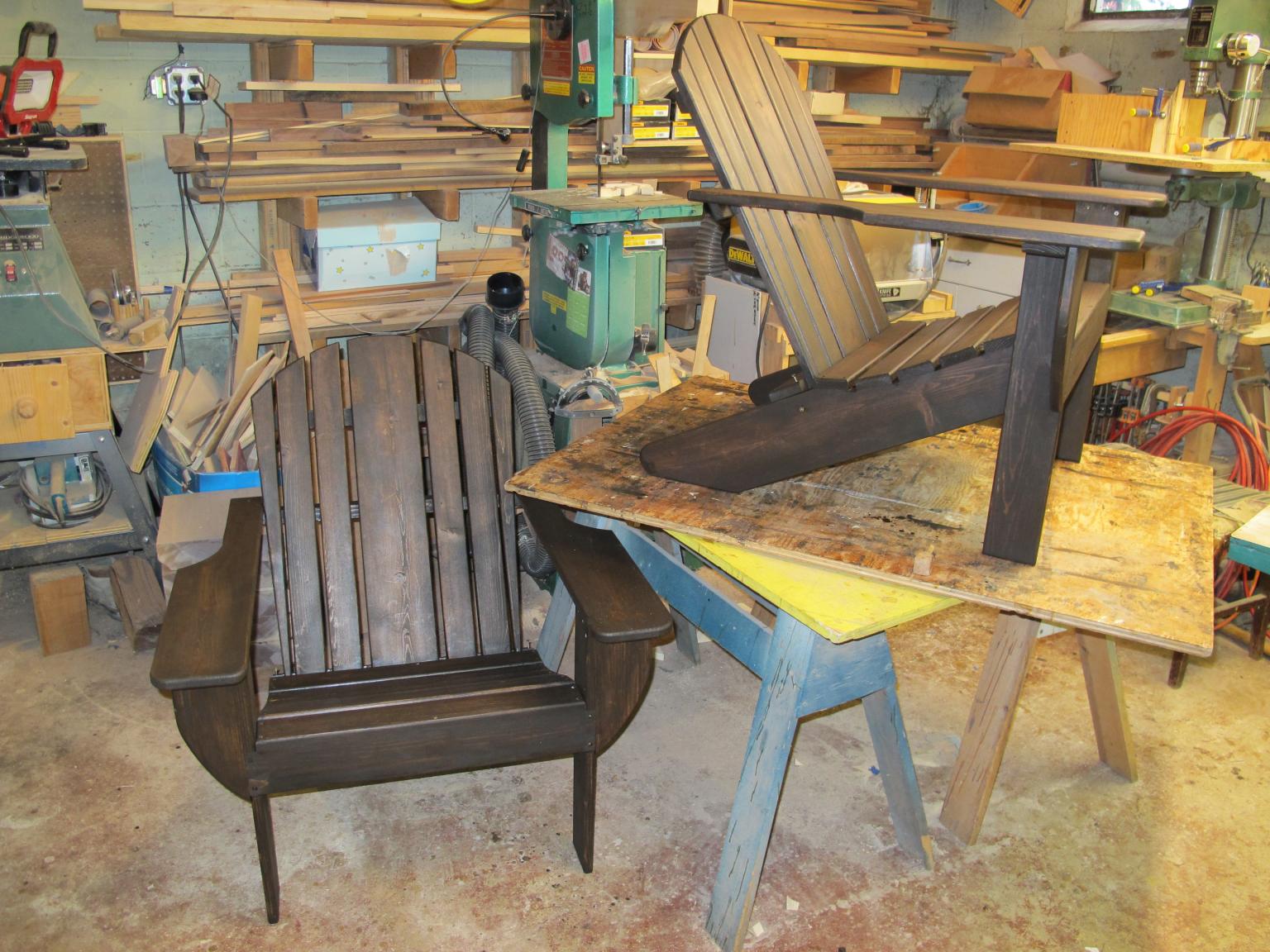 chairs.thumb.JPG.faf5f299dd03f3a6b1f332f
