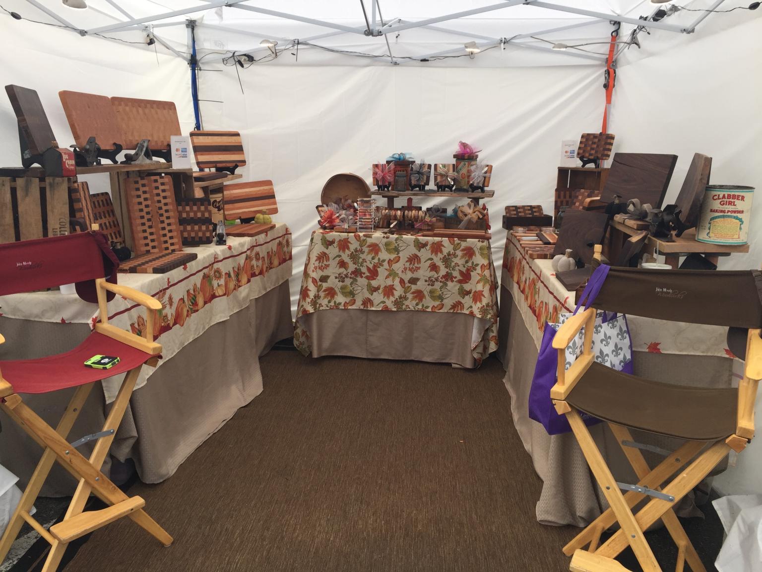 Jack_Daniel_Booth_Setup.thumb.jpg.c5b267