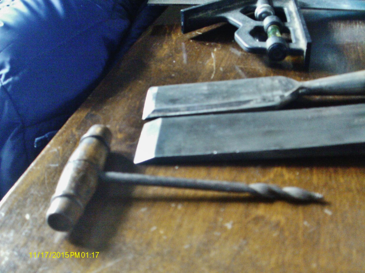 Gimlet_and_chisels.thumb.JPG.7a85abba763