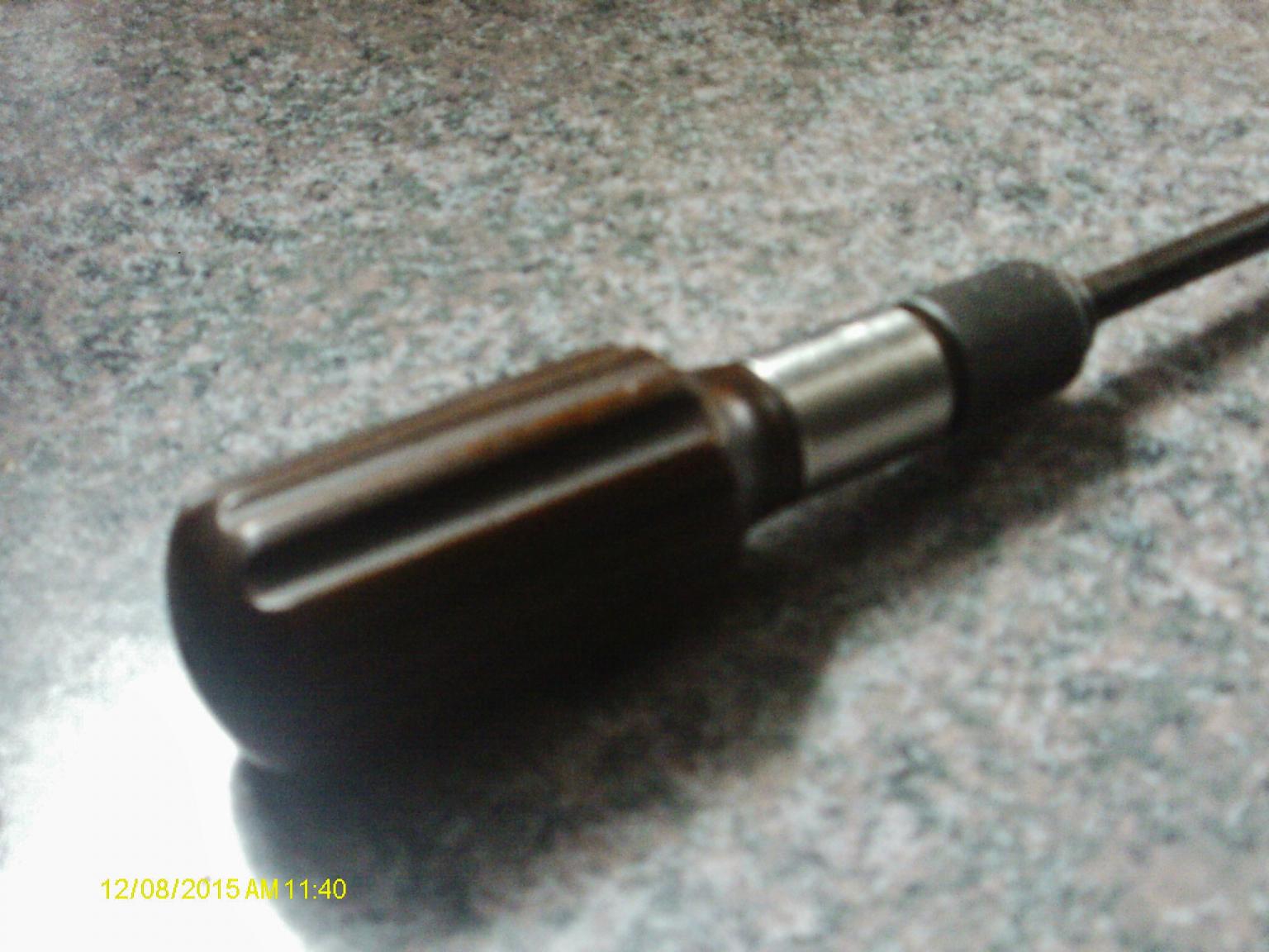 Handle.thumb.JPG.2795351e85cd1e8f04a01cb