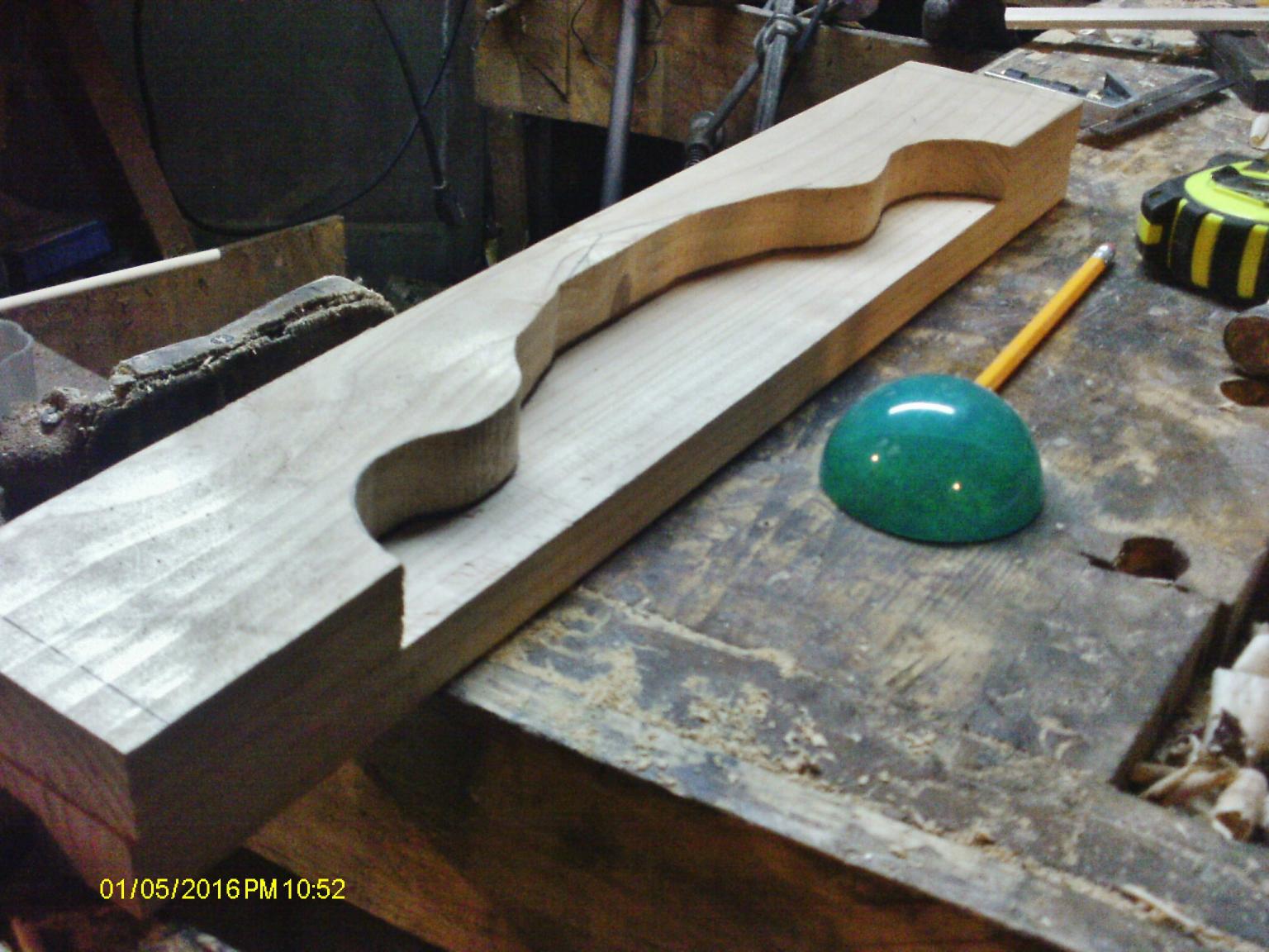 568c9af7ed2df_shapedlongaprons.thumb.JPG