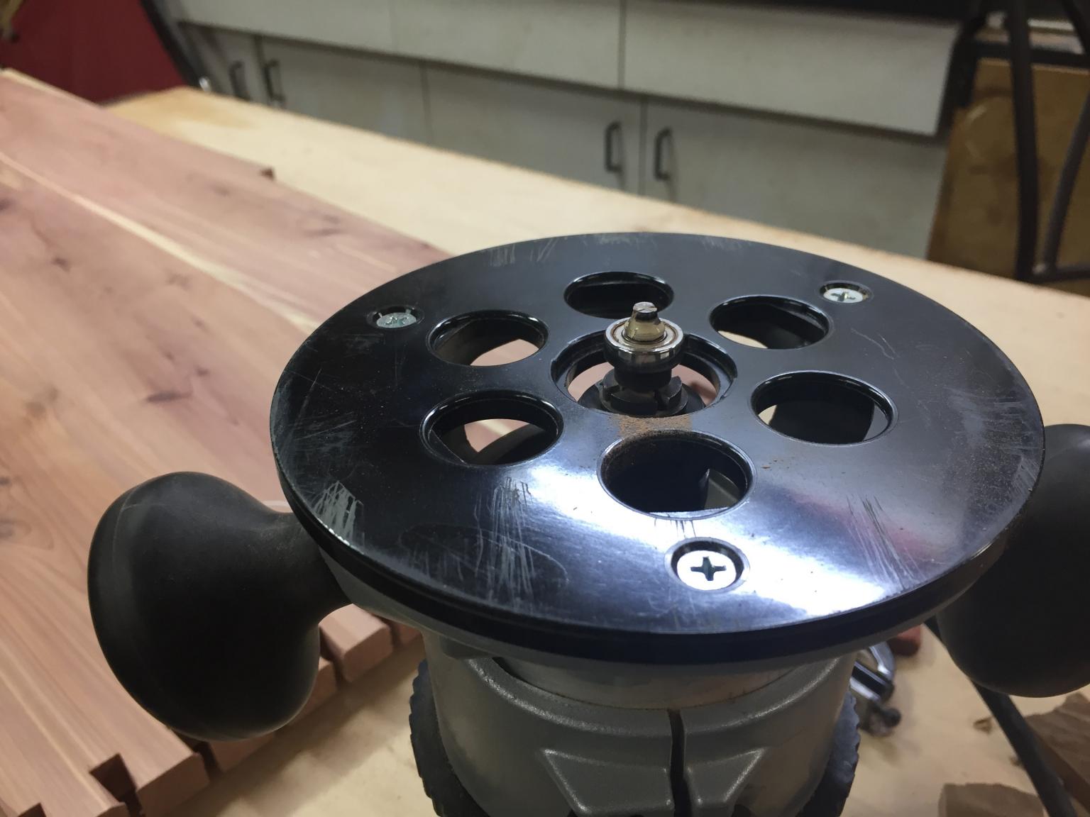 569922a7a4d5b_BrokenDovetailBit.thumb.jp