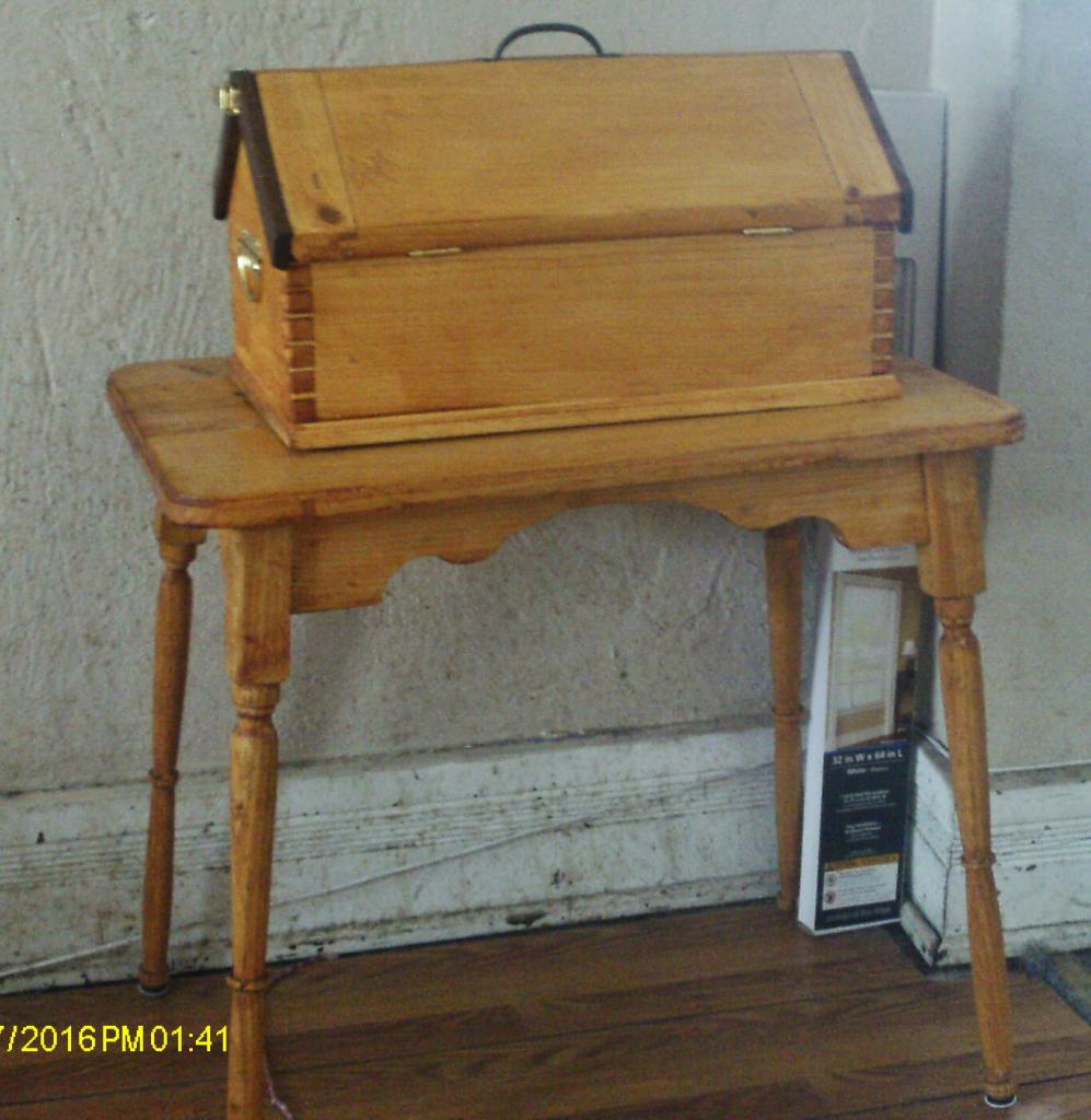 56c556d629aec_toolboxstand.thumb.JPG.673
