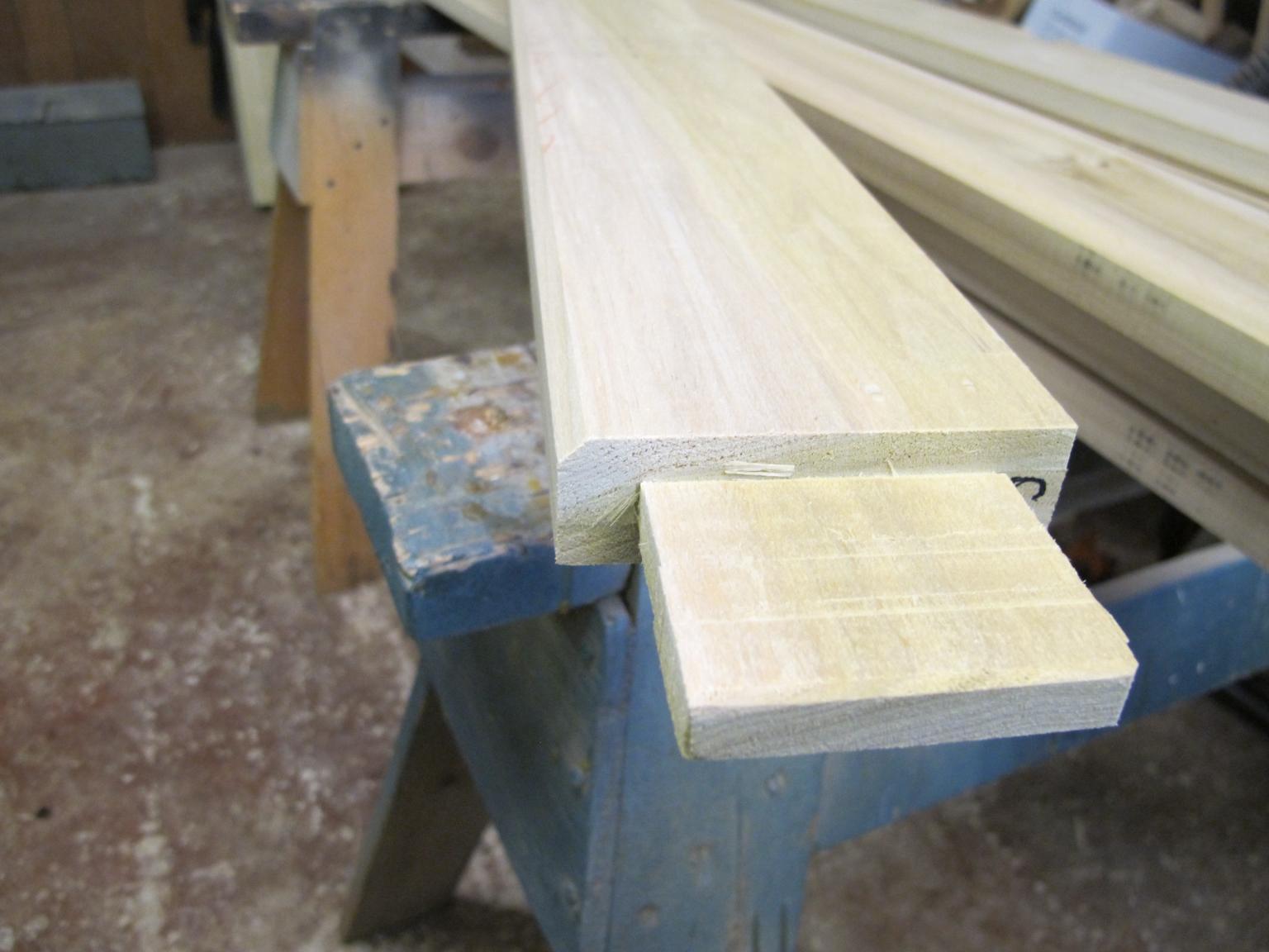 stretcher apron chamfer.JPG
