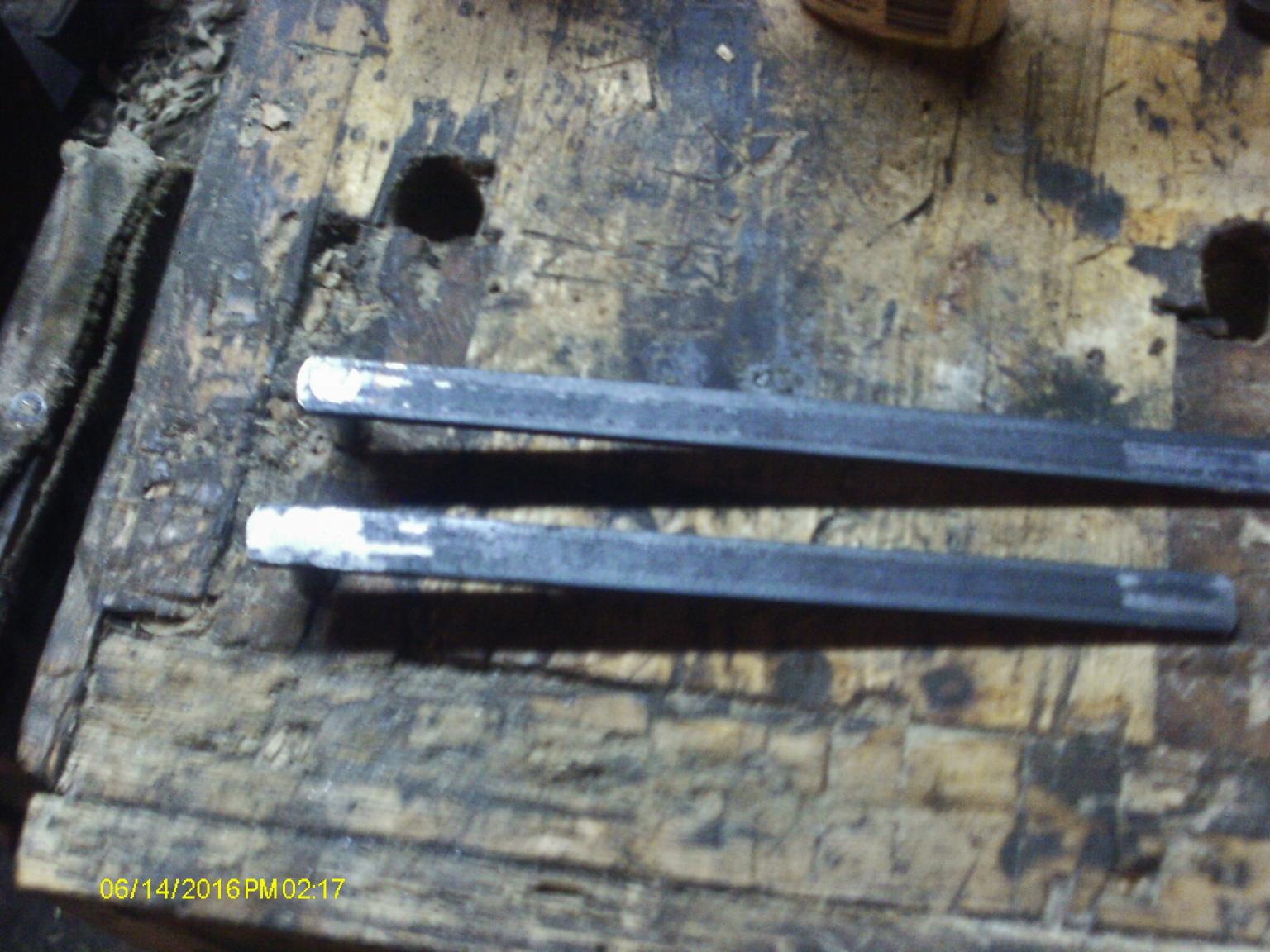 guides,undersides.JPG