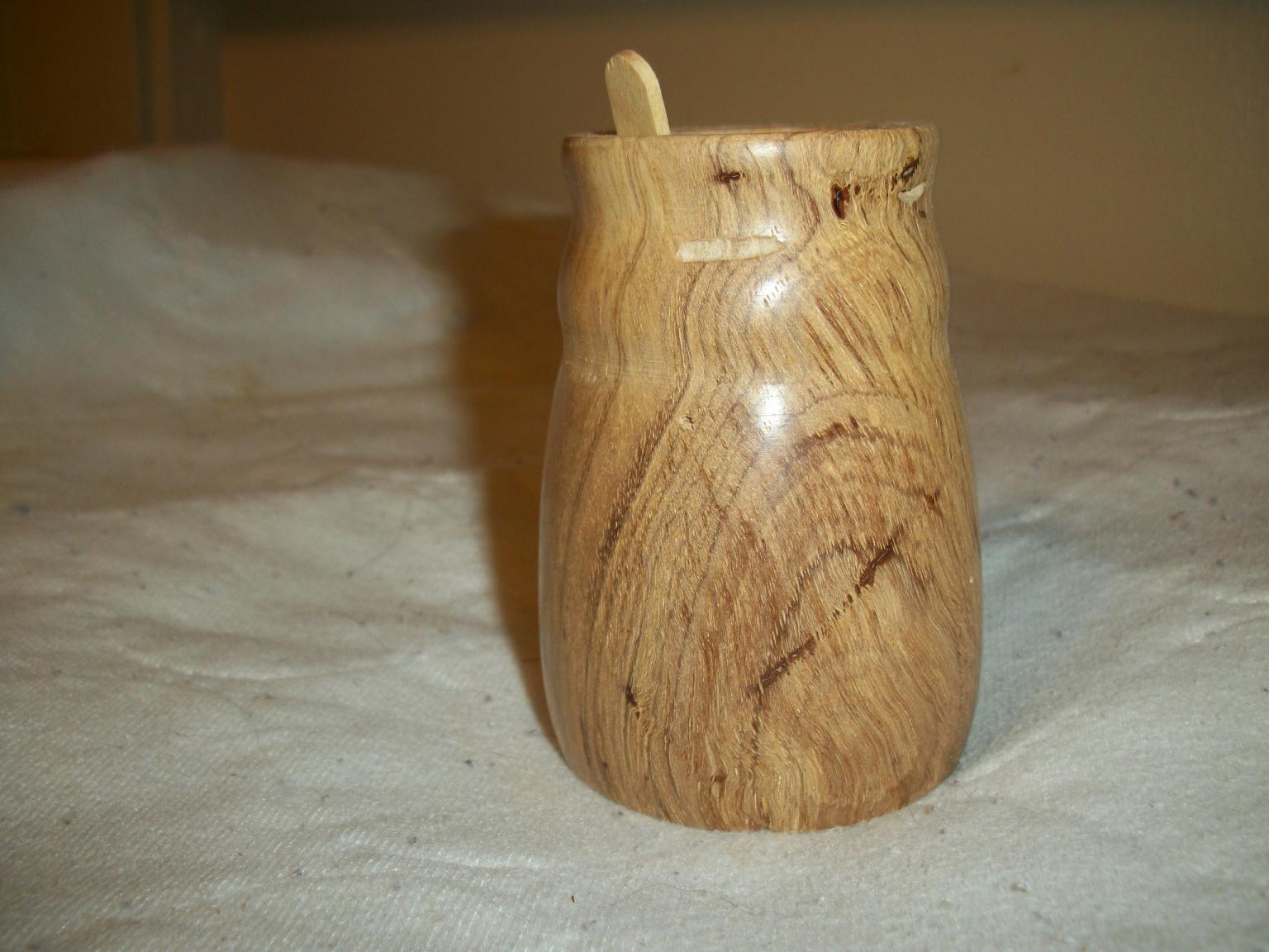 pecanvase2.JPG