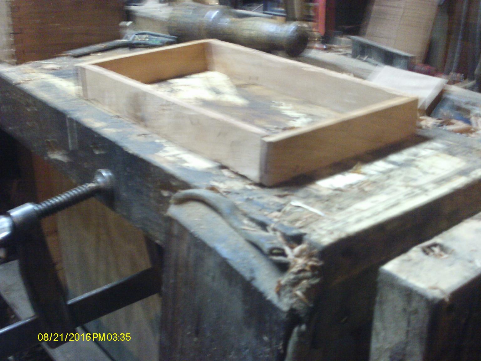 lid assembly.JPG