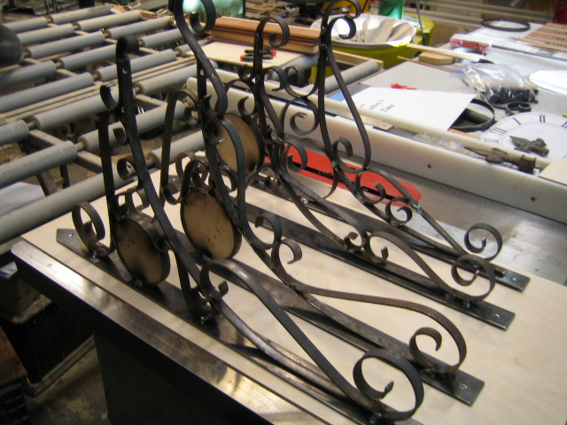 wart , baileys clock, wrought iron frames 006.JPG