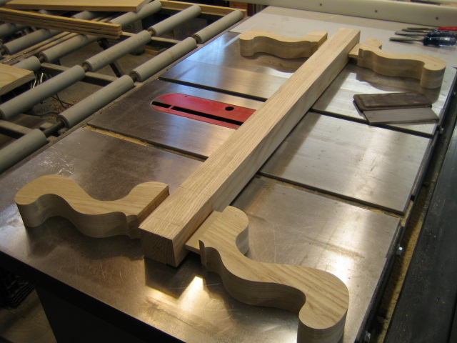 mortise and tennon right in there.jpg