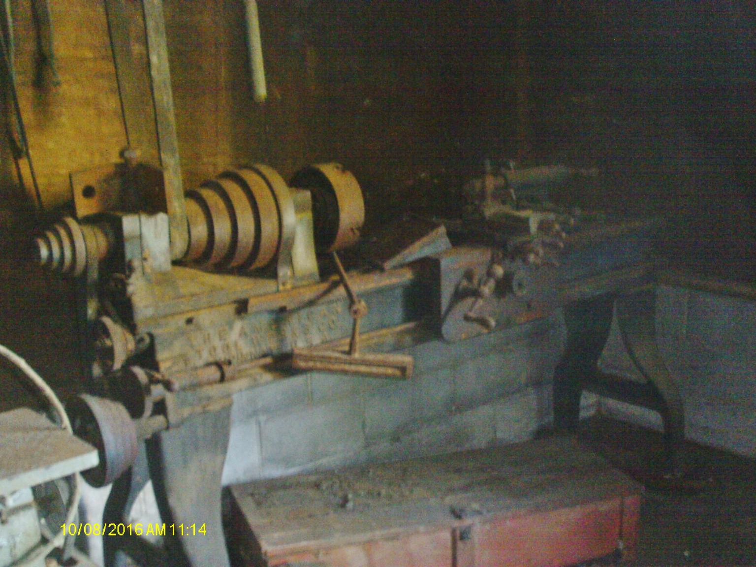 lathe.JPG