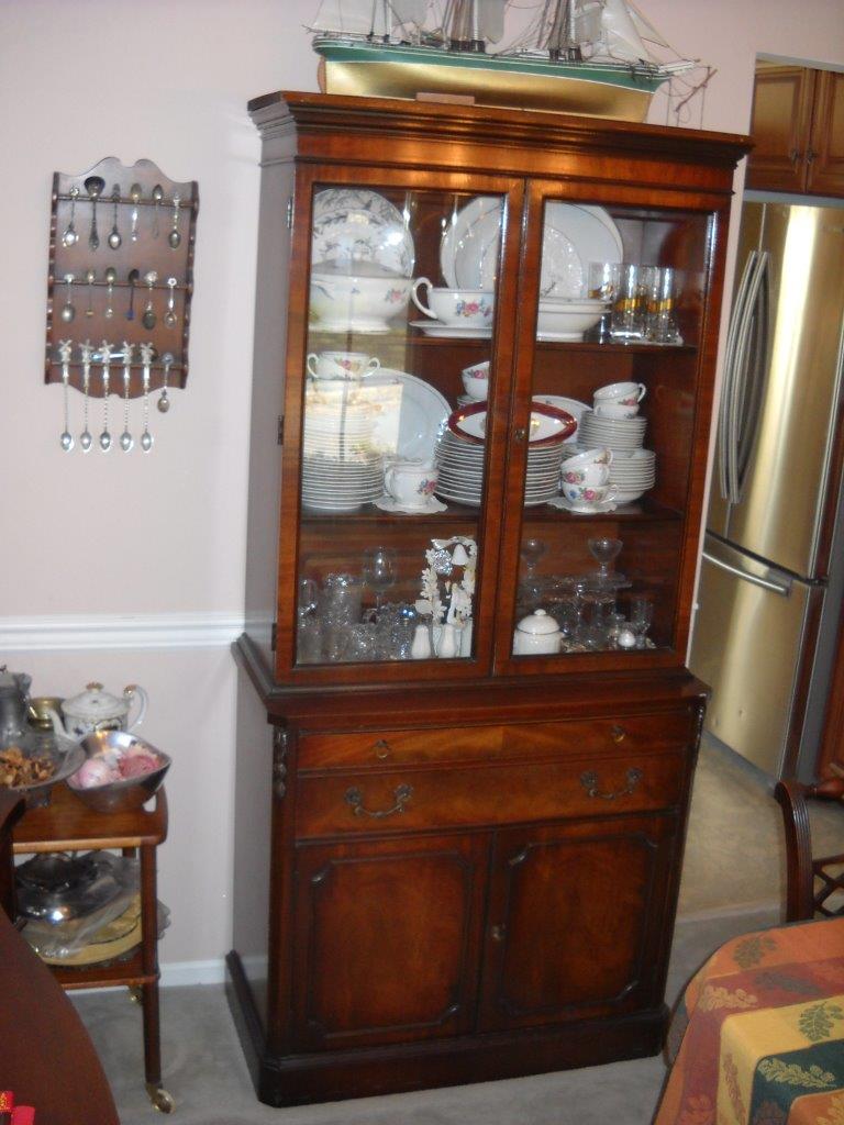 China cabinet.jpg