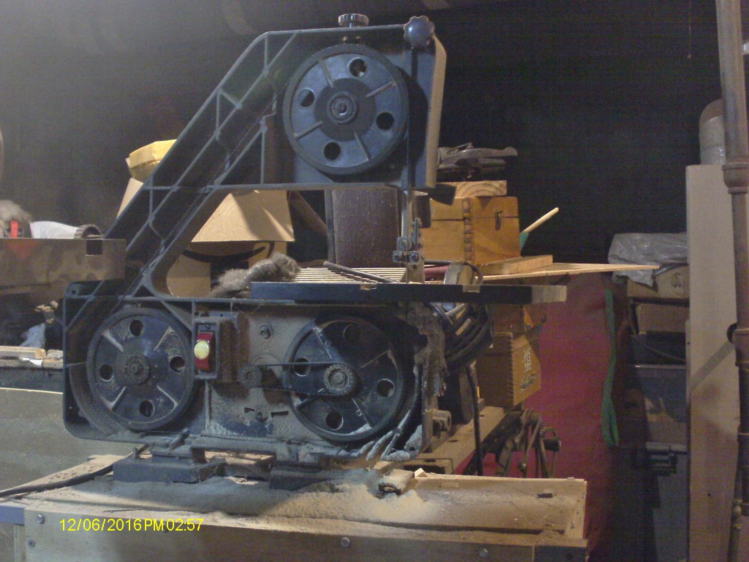 bandsaw.JPG