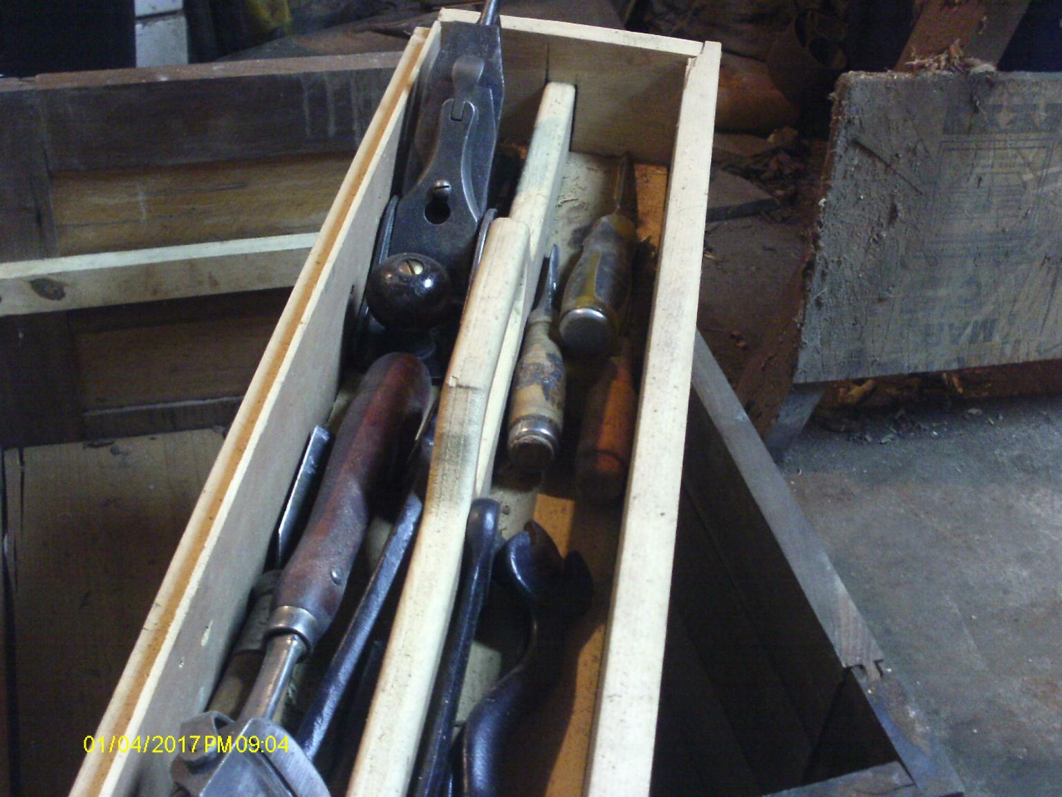 tool tote.JPG