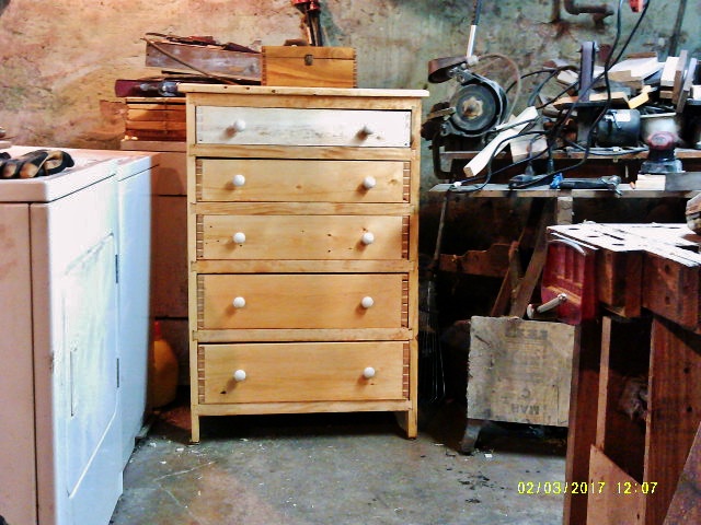 dresser.JPG