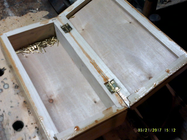 58d19a1e0313c_hingesinstalled.JPG.d8a9fd38bebf90f933d2a17a02e03185.JPG